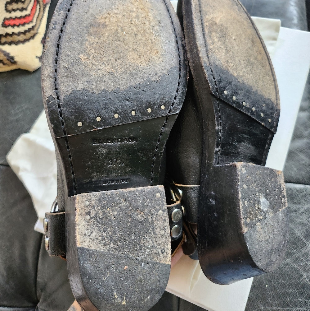 Balenciaga Distressed leather Ankle boot/mules - Picture 5 of 7